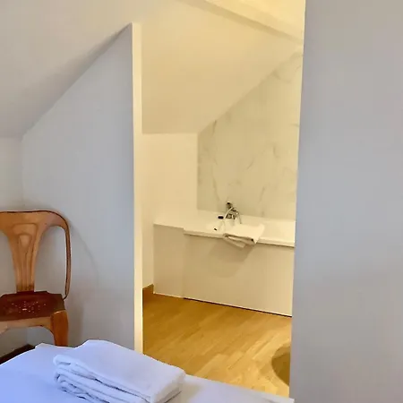 Vakantiehuis Head To Private Parking & Terrace