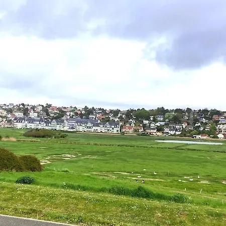 Semesterbostad Head To Private Parking & Terrace Criel-sur-Mer